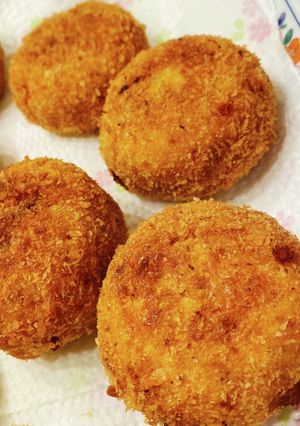かぼちゃコロッケ(チーズ・ひき肉入り)-レシピのメイン写真