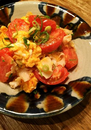 トマトと花びら茸の卵炒め-レシピのメイン写真