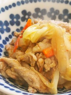 豚こまとキャベツのごま味噌炒め♪-レシピのメイン写真