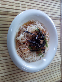 夏!ピリ辛さっぱりそうめん☆-レシピのメイン写真