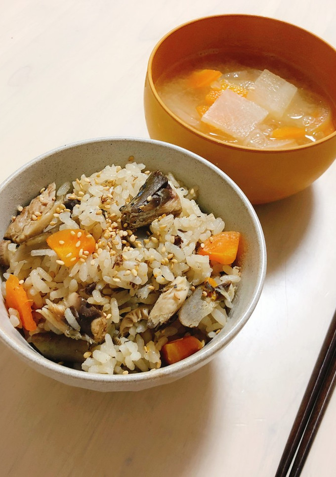 サバ缶とゴボウの炊き込みご飯-レシピのメイン写真