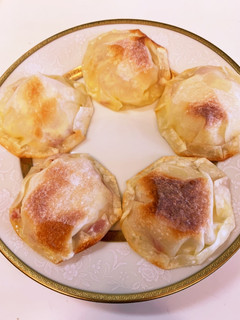 餃子の皮でおつまみ&おやつUFO-レシピのメイン写真
