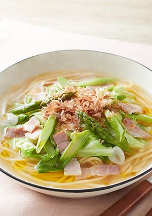 キャベツとアスパラの白だしスープパスタ-レシピのメイン写真