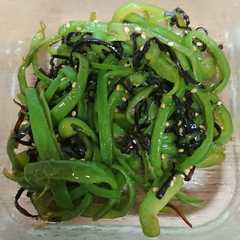 รูปของ ピーマンの塩昆布炒め