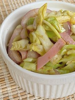 簡単!春キャベツとハムのゴマ和え酢の物-レシピのメイン写真