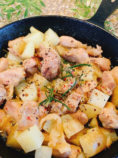 チキンとじゃがいものアヒージョ-レシピのメイン写真