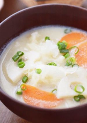 蓮根と白きくらげの豆乳味噌汁-レシピのメイン写真