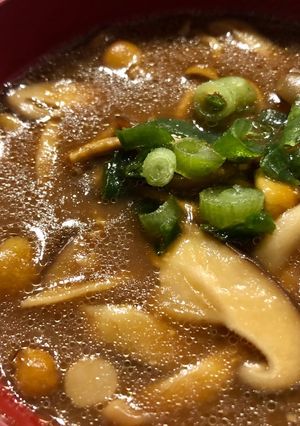 すりおろし玉ねぎと生姜のきのこ汁-レシピのメイン写真