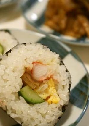 具材も手作り！愛情たっぷり本格巻きずし-レシピのメイン写真