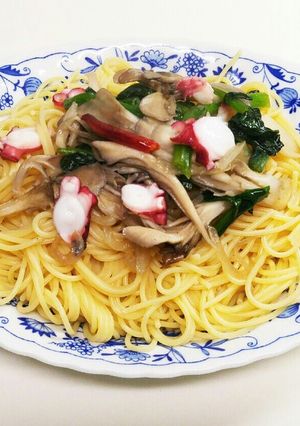 簡単！タコとほうれん草、舞茸のパスタ♪-レシピのメイン写真