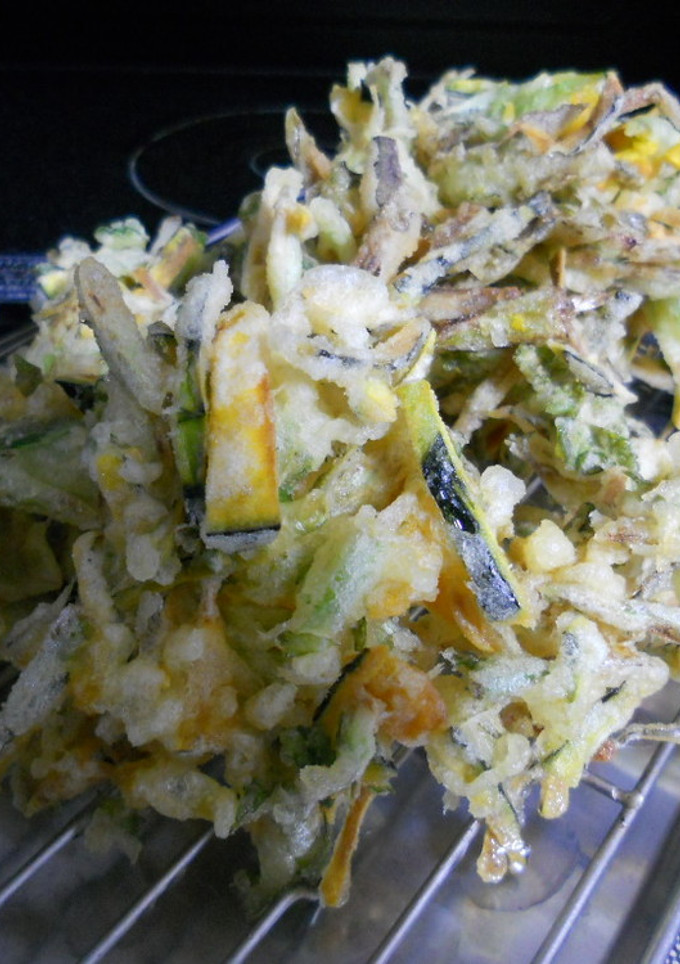 大根の葉っぱとカボチャの欠片のかき揚げ-レシピのメイン写真