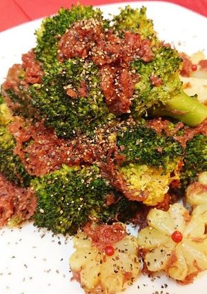 ブロッコリーのコンビーフ炒め-レシピのメイン写真