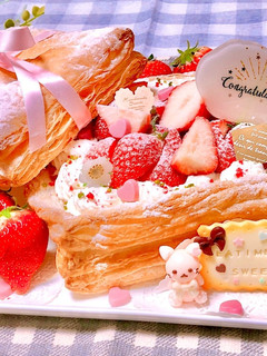冷凍パイシートで♡プレゼントBOX苺パイ-レシピのメイン写真