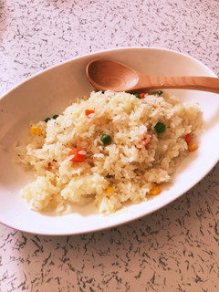 余ったご飯でなんちゃってピラフ-レシピのメイン写真