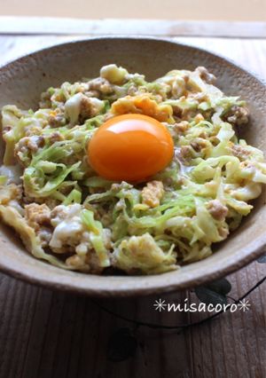 mめんつゆdeキャベツとひき肉卵とじ丼-レシピのメイン写真