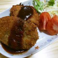 รูปของ yaichinの手作りメンチカツ