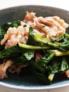 大根の葉と豚バラ肉の炒め物-レシピのメイン写真