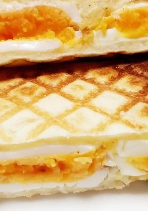 ゆで卵2個!ホットサンド-レシピのメイン写真