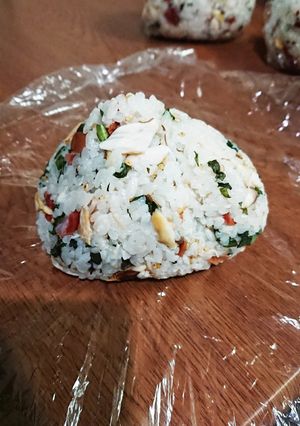 さばと梅のおにぎり-レシピのメイン写真