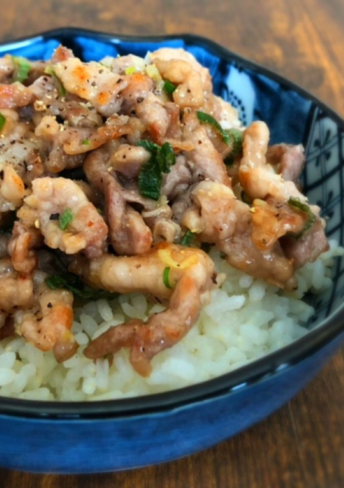 旦那さんが好きな我が家のネギ塩豚丼♪-レシピのメイン写真