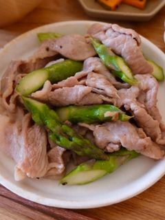 簡単♪豚肉とアスパラの塩レモン炒め-レシピのメイン写真