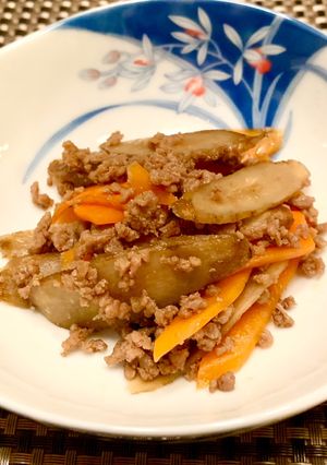 ごはんもりもり☆そぼろ入ごぼうの甘辛炒め-レシピのメイン写真