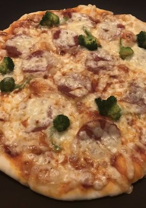 パルメザン生地のカリカリピザ　HB使用-レシピのメイン写真