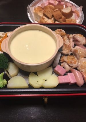 週末はみんなでワイワイチーズフォンデュ-レシピのメイン写真