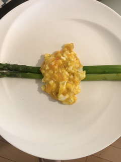 茹でアスパラガスと目玉焼き-レシピのメイン写真
