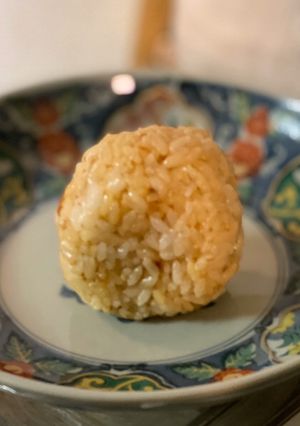 おかかとゴマのクリチおにぎり-レシピのメイン写真