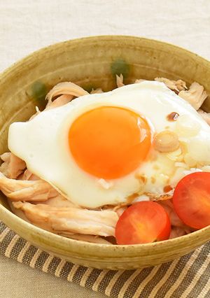 サラダチキン丼-レシピのメイン写真