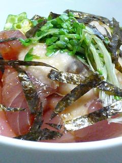 おいし(*´∀`)まぐろ山かけ丼*゜。*-レシピのメイン写真