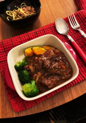 すじ肉のビーフシチュー-レシピのメイン写真