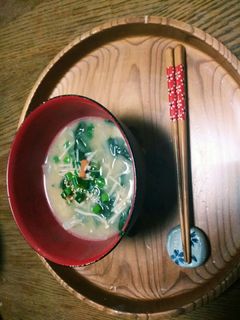 松山揚げとほうれん草の味噌汁✨☺⛄☕-レシピのメイン写真