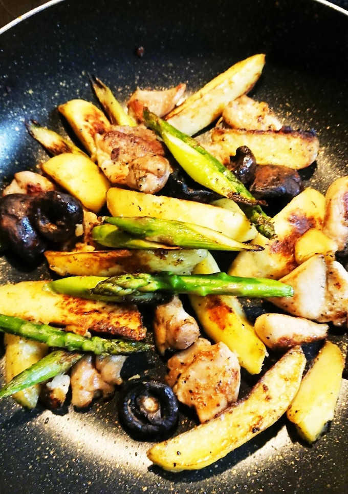 鶏肉とじゃがいも簡単炒め-レシピのメイン写真