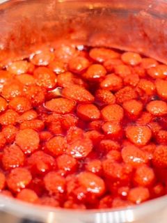 甘さ控えめ手作りイチゴジャム-レシピのメイン写真