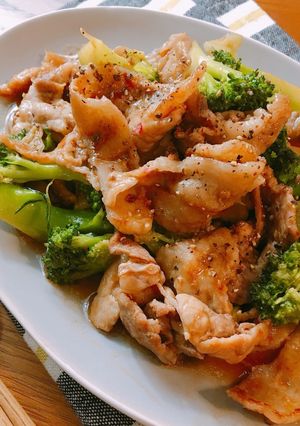 豚肉とブロッコリーのオイスターソース炒め-レシピのメイン写真