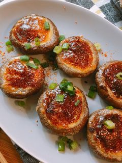 簡単♡丸ごとしいたけのマヨ醤油焼き-レシピのメイン写真