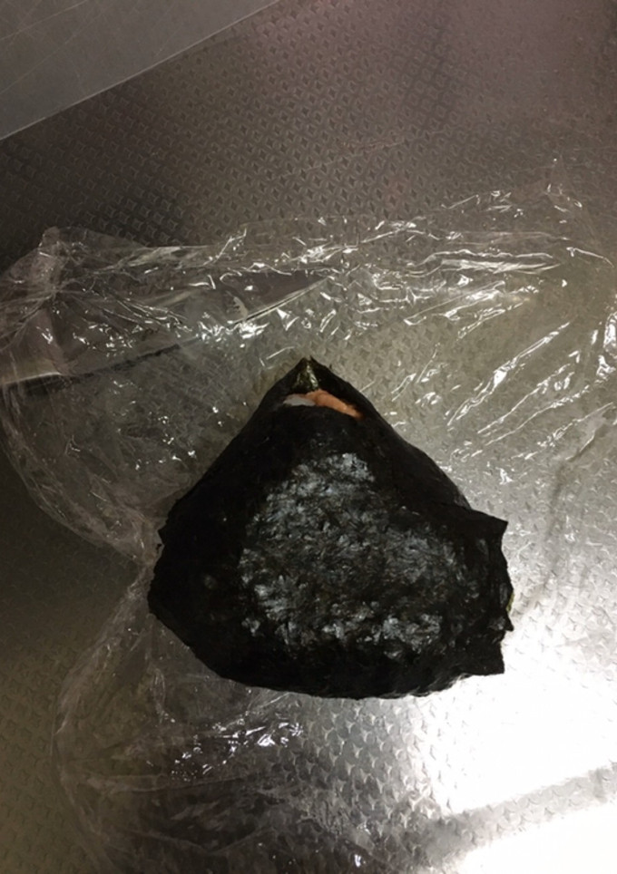簡単美味しい！鮭マヨおにぎり-レシピのメイン写真