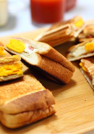 ベーコンエッグのホットサンド-レシピのメイン写真