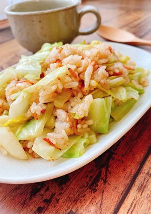 簡単！春キャベツと桜えびの和風チャーハン-レシピのメイン写真