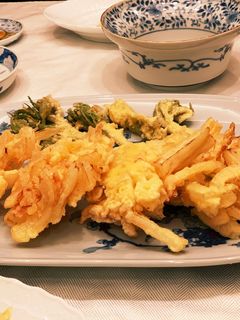 簡単^ ^ウドと新玉ねぎのかき揚げ-レシピのメイン写真