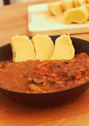 チェコ共和国の煮込み料理　グーラッシュ-レシピのメイン写真