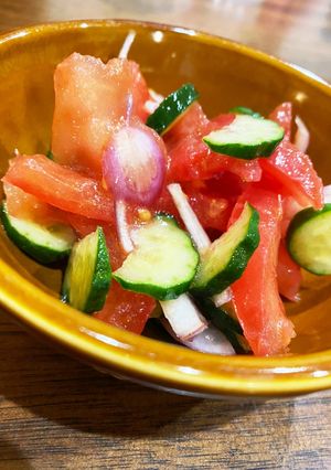 ウクライナの味？トマトときゅうりのサラダ-レシピのメイン写真
