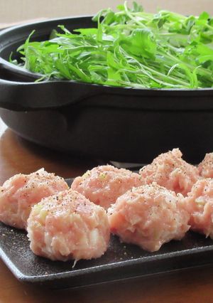 焼あごだしで鶏つみれと豆苗のねぎしゃぶ鍋-レシピのメイン写真