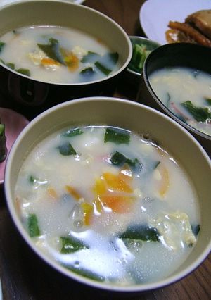 ワカメと卵の豆乳スープ-レシピのメイン写真
