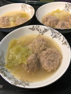 手を汚さないふわふわ肉団子スープ-レシピのメイン写真