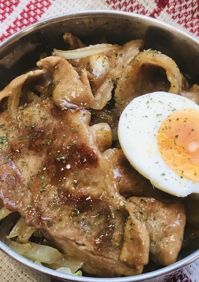 丼弁当●玉ネギと煮詰める豚丼-レシピのメイン写真