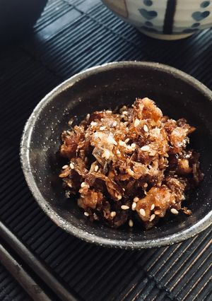 鰹節と鶏皮のしっとりふりかけ-レシピのメイン写真