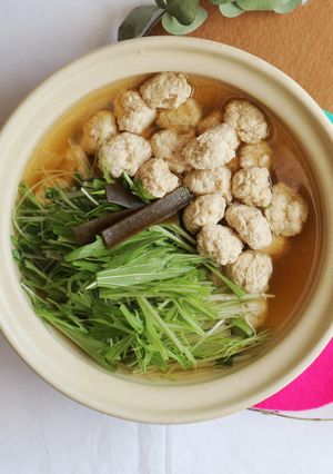 離乳食取り分けOK!鶏だんごのハリハリ鍋-レシピのメイン写真